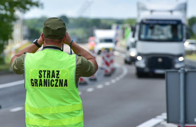 На одном из пунктов пропуска на границе с Польшей начался ремонт – возможны очереди