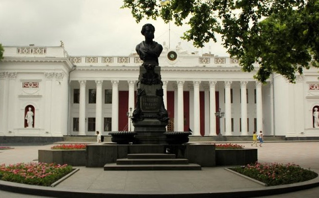 В Одессе требуется разрешение ЮНЕСКО для демонтажа памятника Пушкину, — горсовет