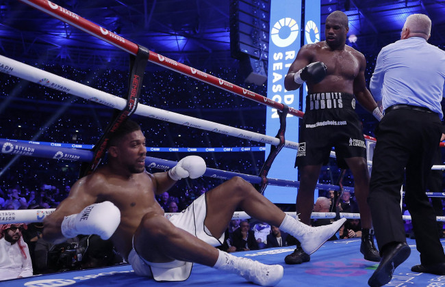 Дюбуа на знаменитій арені «Вемблі» у Лондоні сенсаційно нокаутував Джошуа