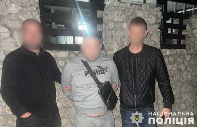 В Тернопольской области задержали мужчину, который организовывал выезд военнообязанных в Приднестровье за ​​9000 долларов