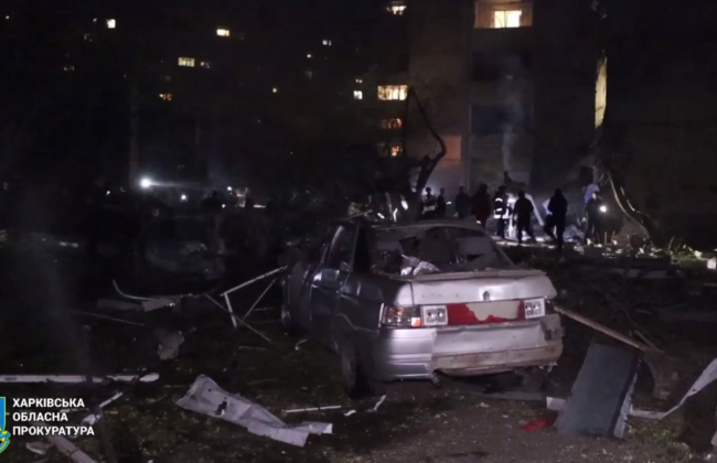 Россияне попали в многоэтажку в Харькове, многие пострадавшие