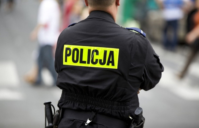 В Польше 18-летняя украинка завернула своего новорожденного ребенка в пакет и выбросила его в мусорку