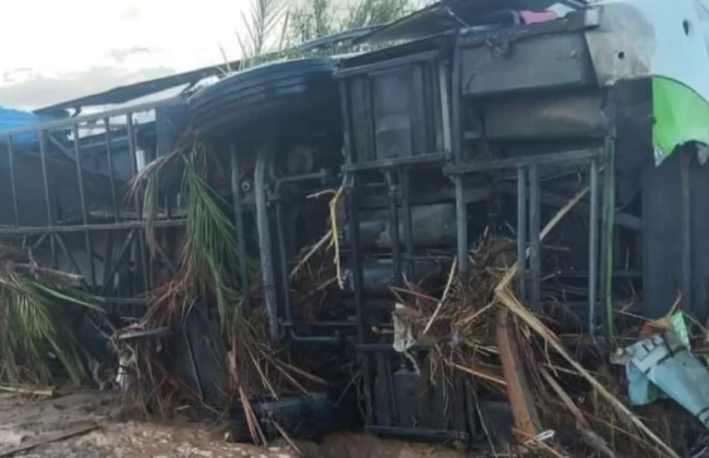 Наводнение снесло пассажирский автобус в Марокко – двое погибших, 14 пропавших без вести
