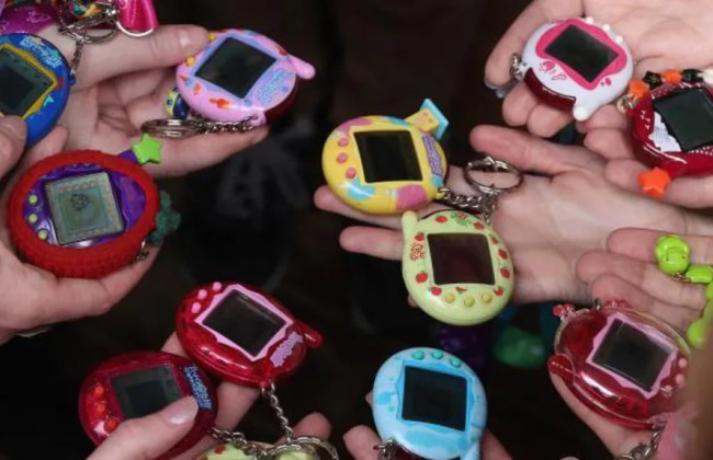 Тамагочи возвращаются – легендарная игрушка 90-х теперь доступна с подключением к Wi-Fi