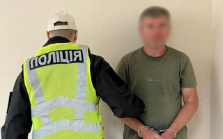 В Киеве будут судить мужчину, пытавшегося убить родного брата, бросив гранату в его окно