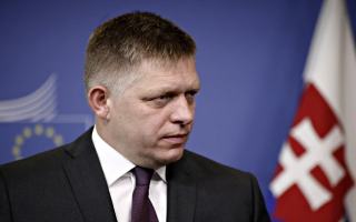 Прем’єр-міністру Словаччини Роберту Фіцо, на якого здійснили замах, надіслали конверт з кулею
