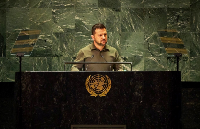 Владимир Зеленский предположил, что россия может повлечь за собой ядерную катастрофу атаками на АЭС