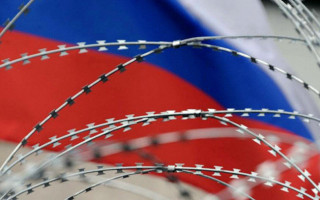 Великобритания ввела новые санкции против пяти российских судов в секторе СПГ