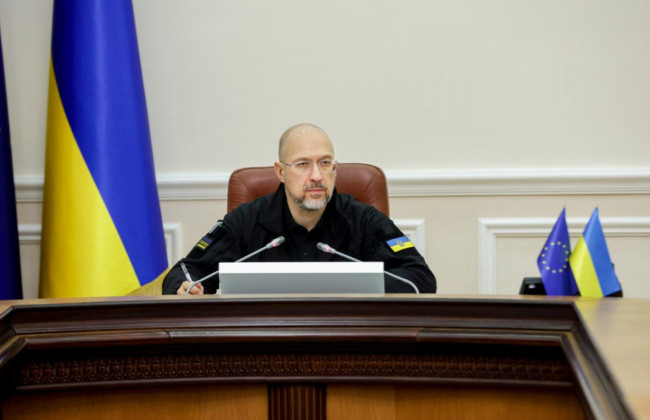 Денис Шмыгаль поручил разработать изменения в бюджет для гарантированного финансирования производства оружия