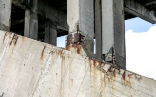 У Києві два мости перебувають у аварійному стані та можуть впасти будь-коли