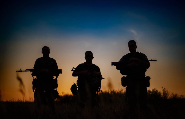 В Киеве обломки БпЛА упали в Оболонском районе