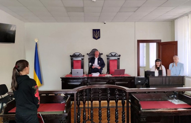 У Вінниці суд виніс попередження матері, донька якої втекла з дому на 3 доби, але вона подала апеляцію — чим все закінчилося