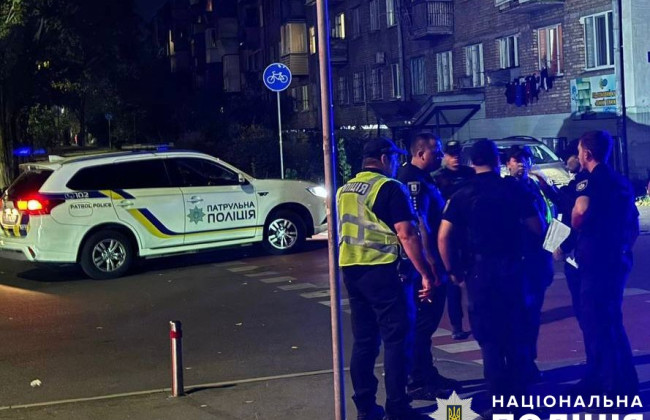 В Киеве произошла массовая драка, в которой приняли участие, кроме мужчин, и две женщины