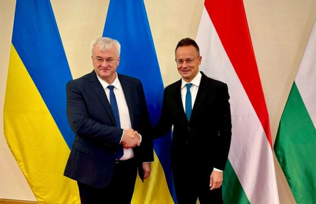 Глава МИД Украины Андрей Сибига прибыл в Будапешт и начал переговоры с венгерским коллегой Петером Сийярто — главные темы