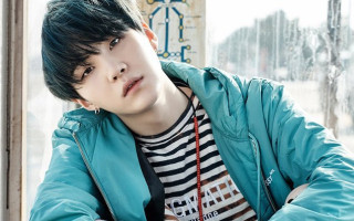 Одного из участников группы BTS оштрафовали за управление электросамокатом в нетрезвом состоянии