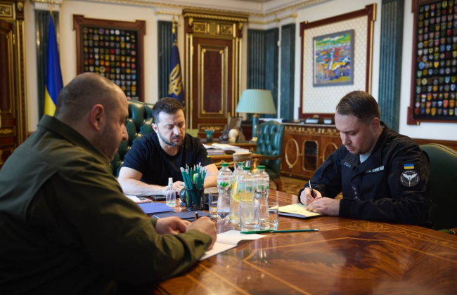 Владимир Зеленский обсудил с Кириллом Будановым, какие планы имеют войска рф и какой ответ готовит Украина