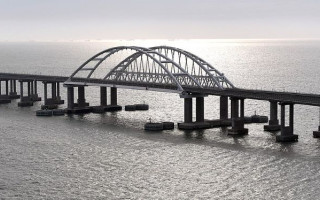 Украина требует от Арбитражного трибунала в Гааге обязать россию снести Керченский мост
