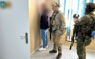 На Прикарпатье пограничник за 4 тысячи долларов помог военнообязанному уехать за границу