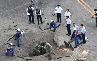 У аеропорту Японії вибухнула бомба часів Другої світової війни, відео