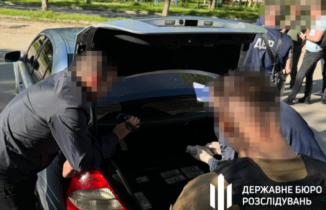 «Трижды на те же грабли» – будут судить правоохранителя за попытки переправить военнообязанных за границу