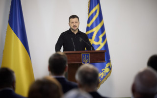 «Там, де школа, є впевненість у майбутньому», – Володимир Зеленський зустрівся з освітянами з прикордонних регіонів