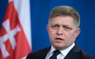 Прем’єр-міністр Словаччини хоче переконати Україну зберегти транзит нафти та газу з росії