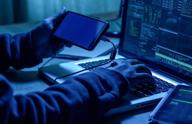 Китайские хакеры атаковали судебные системы прослушивания в США — что известно