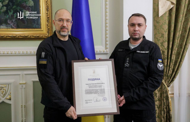 Кирилла Буданова наградили отличием за вклад военной разведки в борьбе с российскими захватчиками
