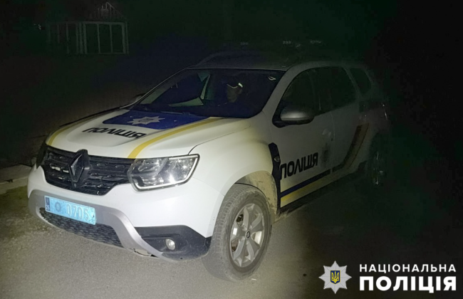 На Буковине нетрезвый водитель предлагал взятку полицейским, остановившим его авто