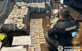 До 40 000 грн за посвідчення водія — начальниця відділу Держпродспоживслужби погоріла на хабарі