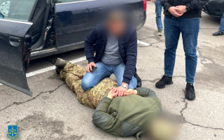 На Львівщині 28-річний військовий організував втечу ухилянта до Польщі через ліс