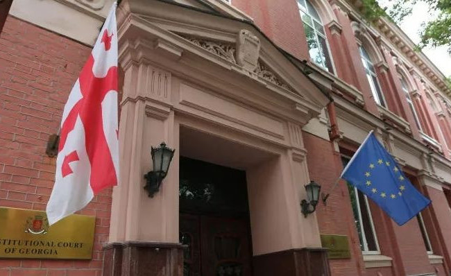Конституционный суд Грузии не стал приостанавливать скандальный закон об «иноагентах»