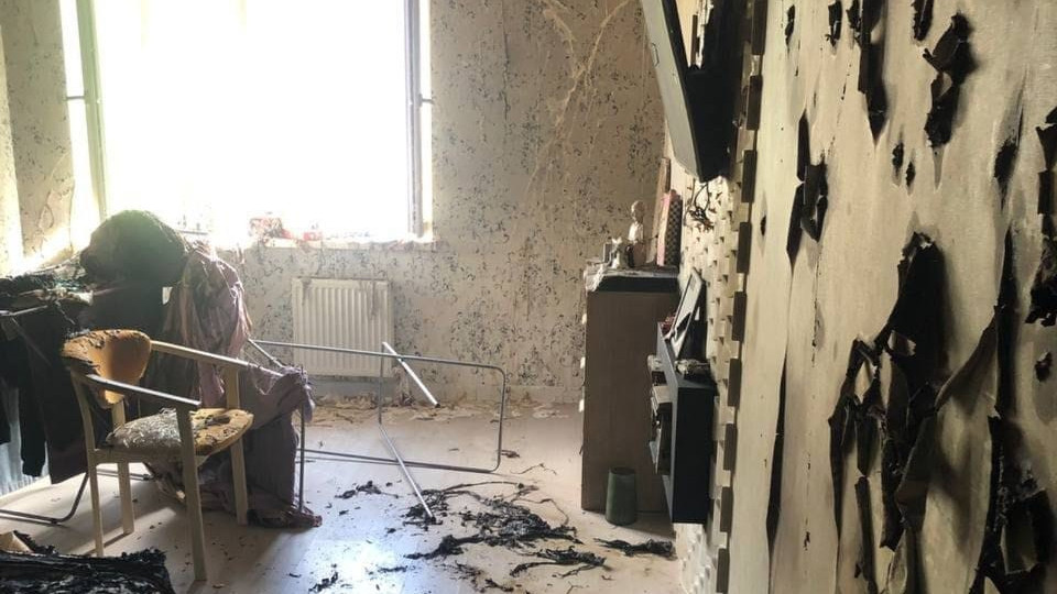 Під Києвом у квартирі у житловому комплексі на 9 поверсі стався вибух – фото