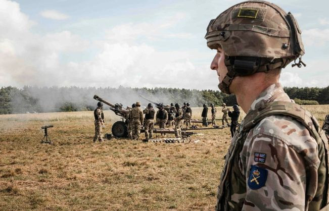 Велика Британія може відправити в Україну своїх військових для навчання бійців ЗСУ – The Times