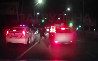 На Волыни мужчина убегал от полиции и позвонил на 102 с просьбой о помощи