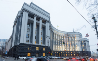 Правотворчество выходит на новый уровень: Кабмин протоколом поручил госорганам не выполнять нормы постановления о бронировании, а ТЦК – провести аудит решений о критичности предприятий