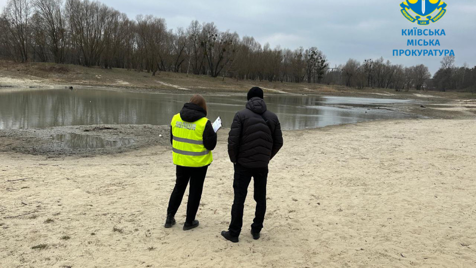 Прокуратура подозревает чиновника «Плесо» в присвоении 700 тысяч во время расчистки озера на Виноградаре