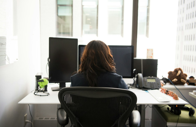 Центр общественного здоровья дал советы, как сохранить психическое здоровье на работе