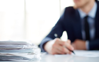 Какие лица имеют право добровольно застраховаться от несчастного случая