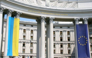 Понад 60 дипустанов України отримали анонімні листи про «замінування» — МЗС