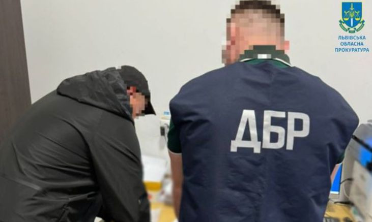 На Львівщині судитимуть правоохоронців, які за $4 000 обіцяли закрити кримінальне провадження