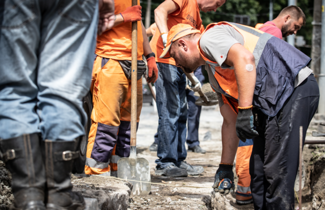 В Киеве на участке от Радунской до Оноре де Бальзака ограничат движение транспорта