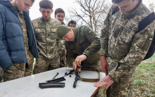 Партнери наполягають на зниженні мобілізаційного віку в Україні – член комітету з питань зовнішньої політики