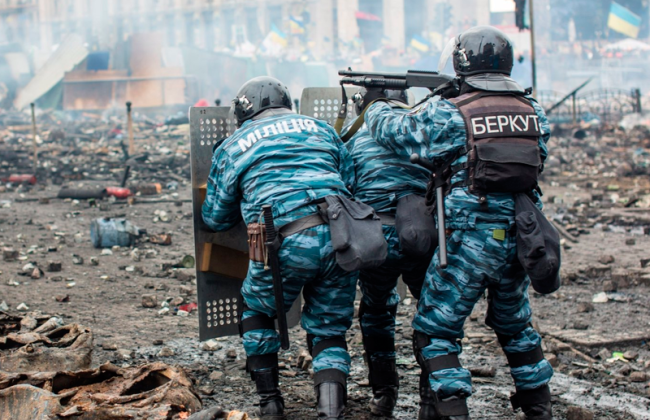 Будут судить «беркутовцев», которые сделали первые выстрелы на Майдане