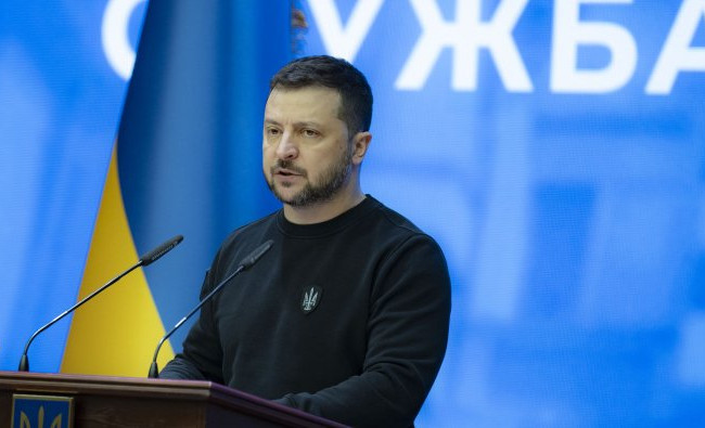 Владимир Зеленский призвал другие страны снаряжать резервные бригады для замены бойцов на передовой