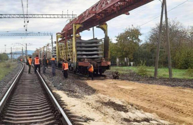 Укрзализныця выполнила почти половину работ по строительству евроколеи Чоп-Ужгород