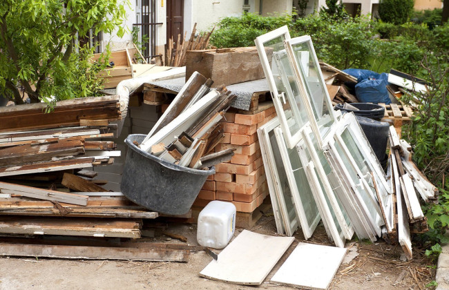 В Сумах планируют перерабатывать строительные отходы от разрушений