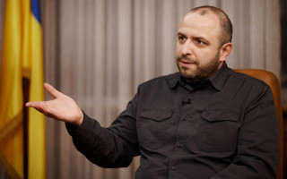 Рустем Умеров не исключает снятия запрета на экспорт украинского оружия