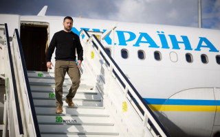 США в наступні місяці даватимуть Україні великі пакети військової допомоги раз на два-три тижні