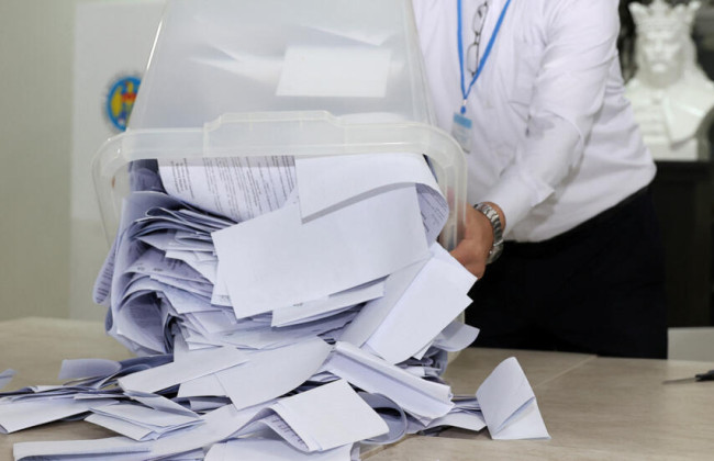 Молдова проголосувала за вступ до ЄС з незначною перевагою